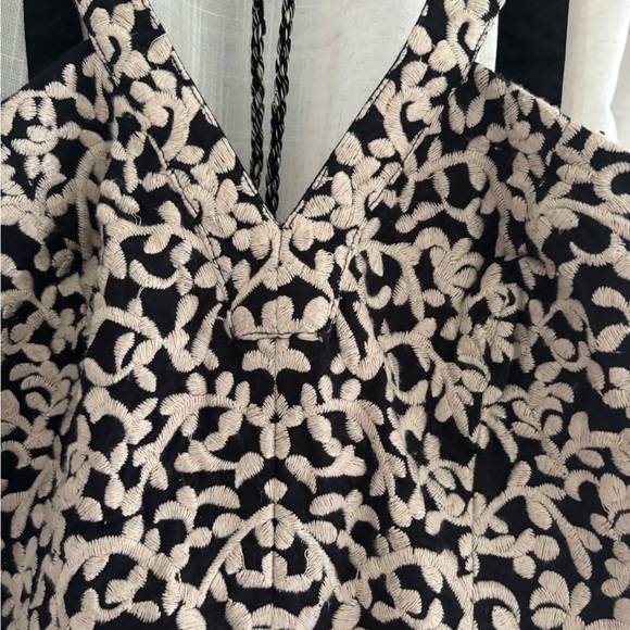 Anthropologie Black and Cream Embroidered Crop Top - Picture 2 of 8